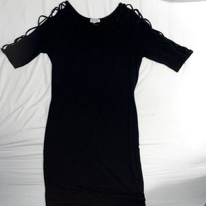 Black dress quarter sleeve women’s size L